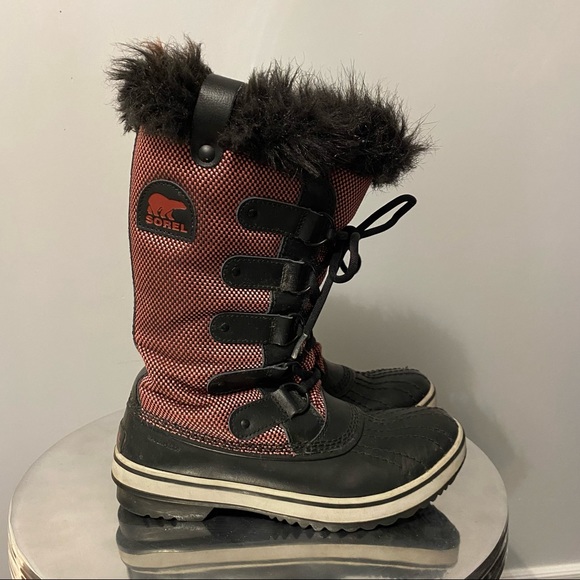 Sorel Boots - Picture 5 of 9